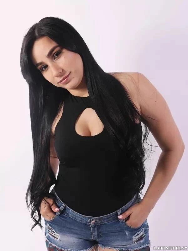 Diana Profile image 3