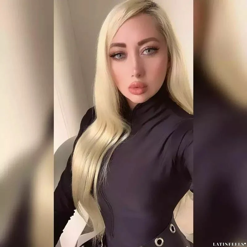 Silvia Profile image 2