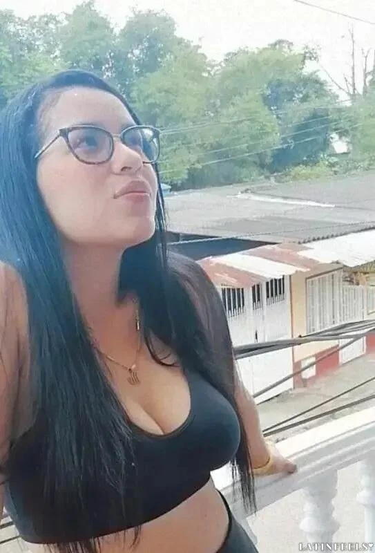 Paola Profile image 3