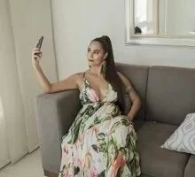 Deisy Profile image 2